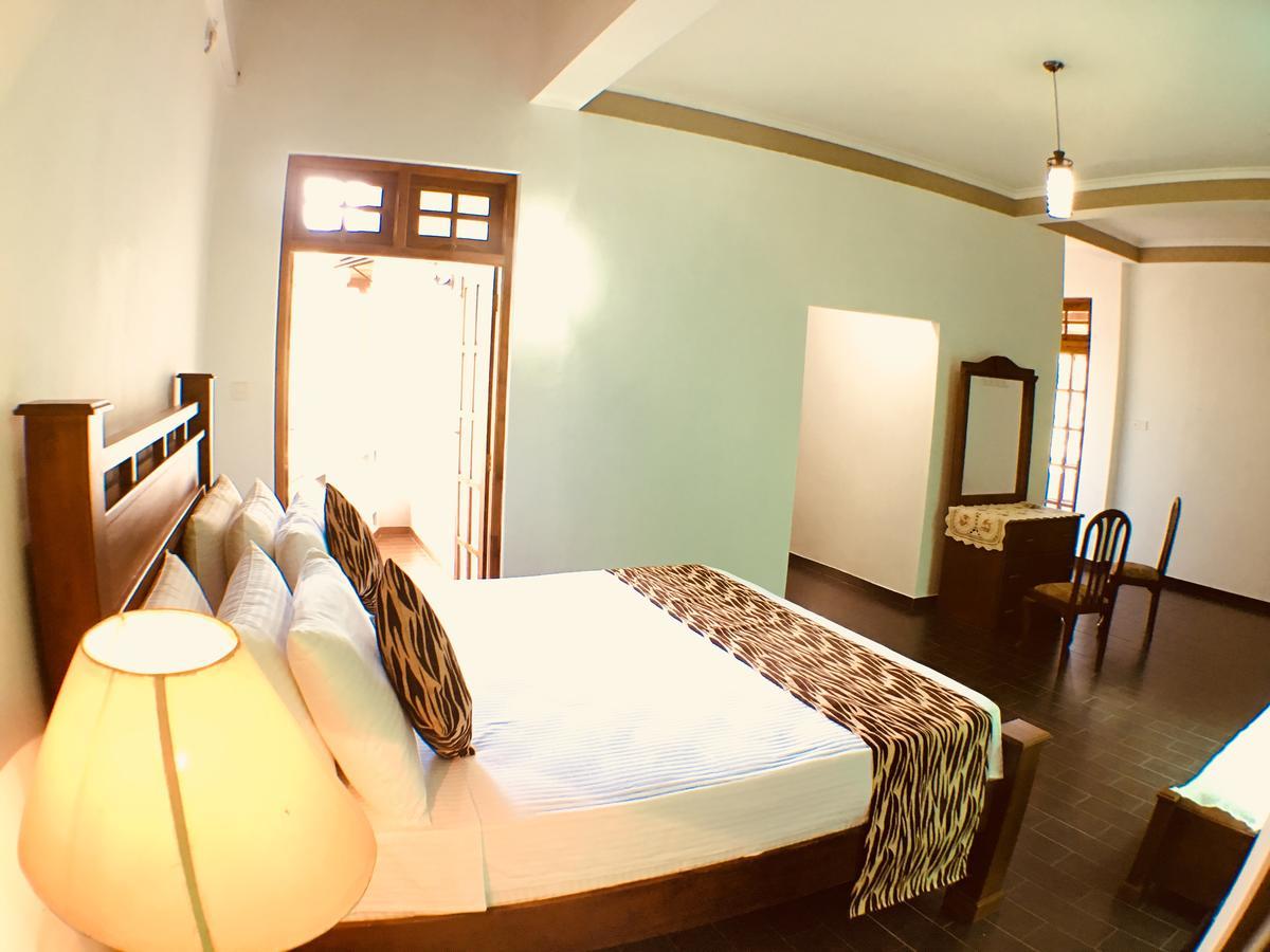 Villa Familia Kandy Exterior foto